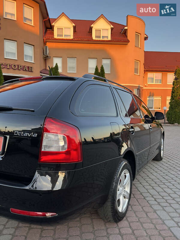 Универсал Skoda Octavia 2012 в Мукачево
