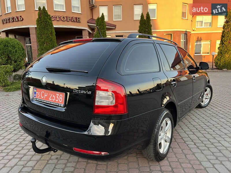 Универсал Skoda Octavia 2012 в Мукачево