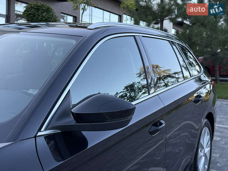 Универсал Skoda Octavia 2020 в Ужгороде