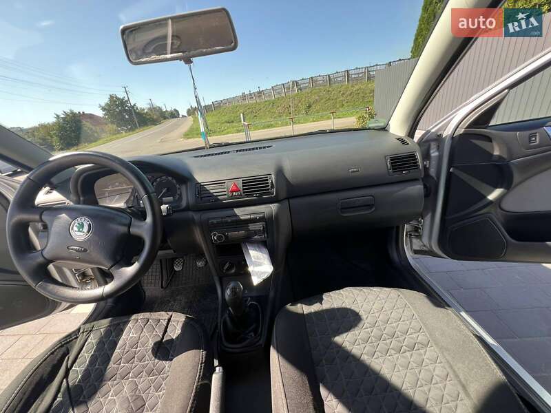 Універсал Skoda Octavia 2003 в Меденичах
