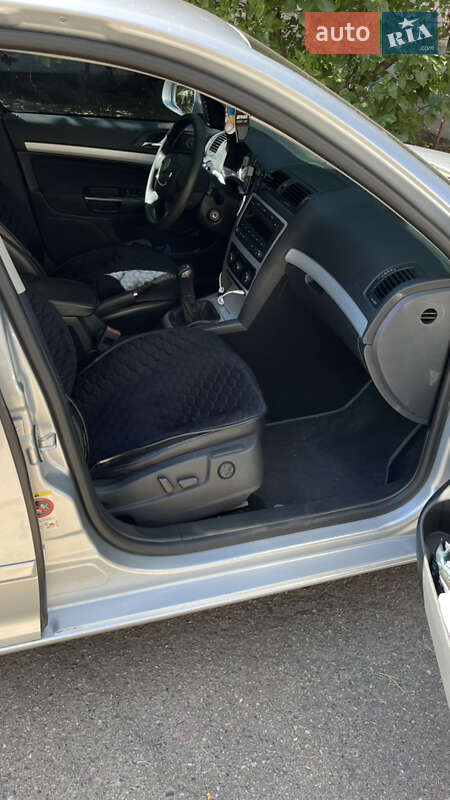 Ліфтбек Skoda Octavia 2011 в Києві