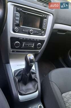 Универсал Skoda Octavia 2011 в 