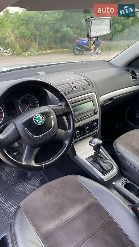 Лифтбек Skoda Octavia 2012 в Нетешине