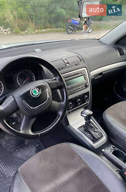 Лифтбек Skoda Octavia 2012 в 