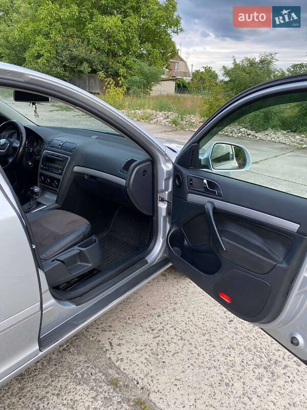 Лифтбек Skoda Octavia 2012 в Нетешине