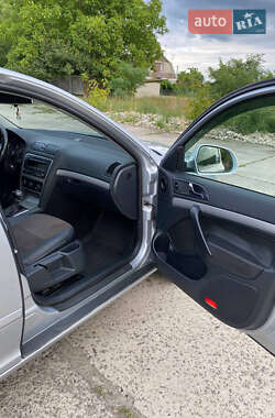 Лифтбек Skoda Octavia 2012 в 