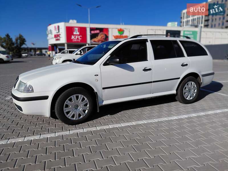 Универсал Skoda Octavia 2002 в Одессе