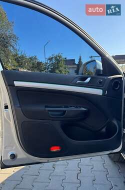 Универсал Skoda Octavia 2010 в 