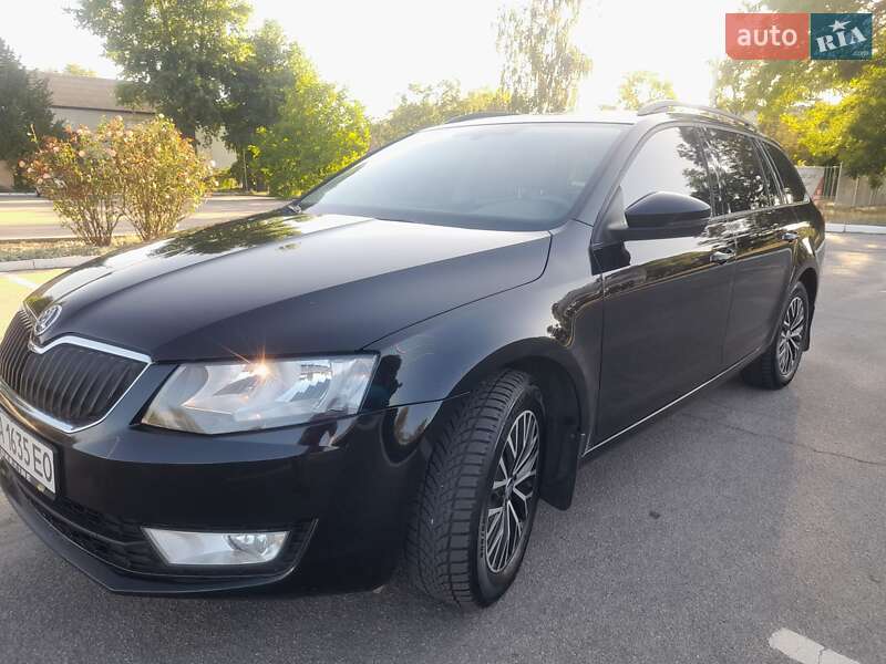 Универсал Skoda Octavia 2015 в Кропивницком