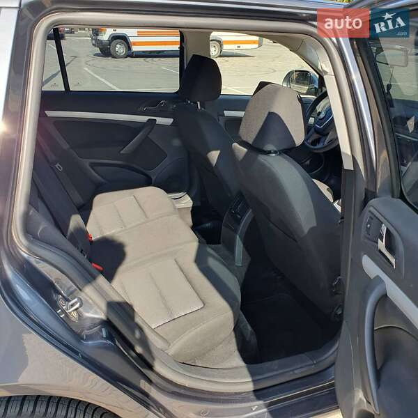 Универсал Skoda Octavia 2010 в Луцке