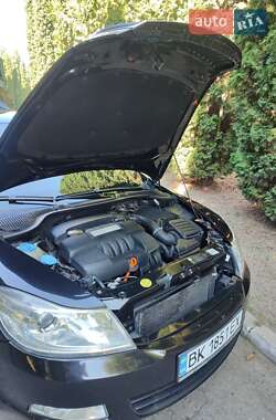 Лифтбек Skoda Octavia 2012 в 