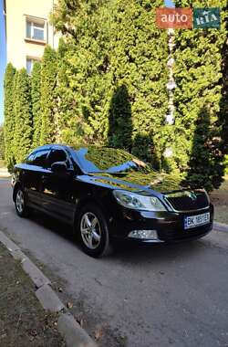 Лифтбек Skoda Octavia 2012 в 