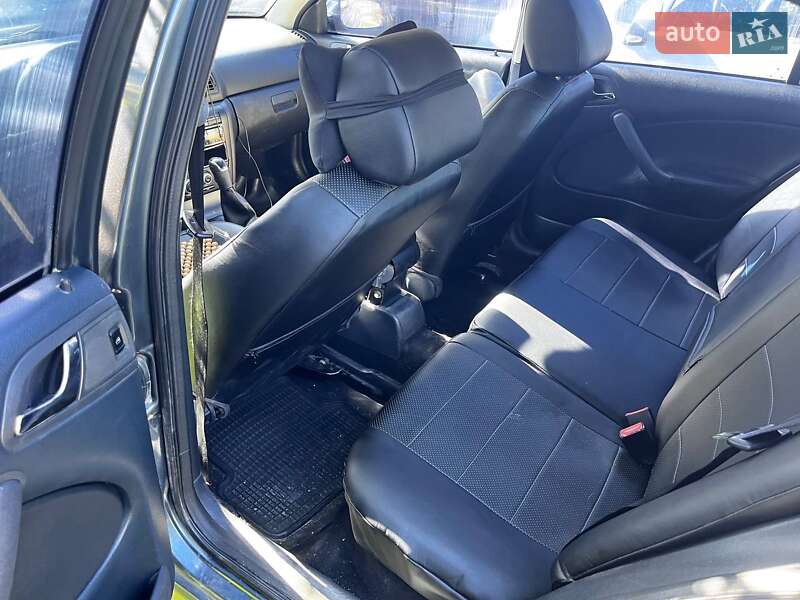 Ліфтбек Skoda Octavia 2006 в Львові