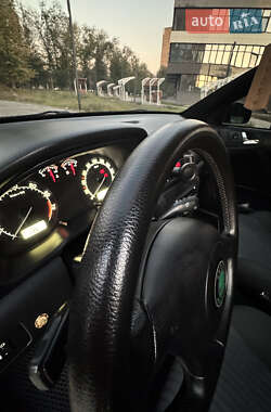 Лифтбек Skoda Octavia 2008 в 