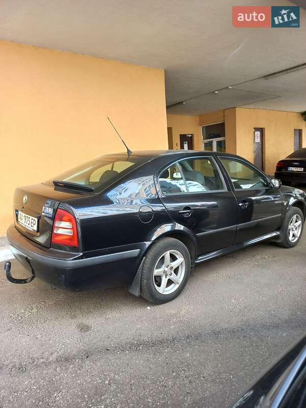 Лифтбек Skoda Octavia 2008 в Киеве