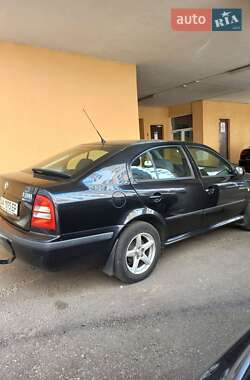 Лифтбек Skoda Octavia 2008 в 