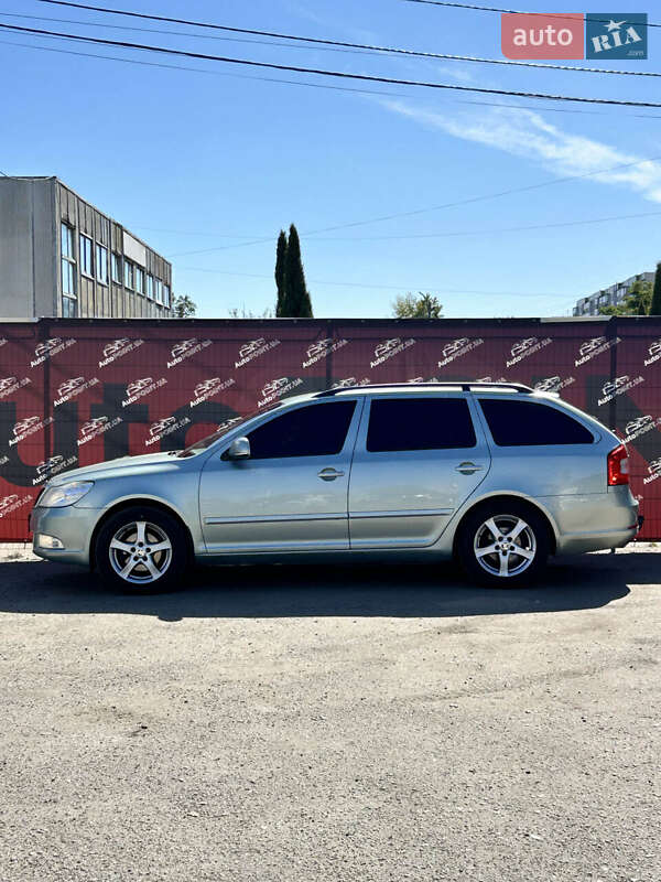 Универсал Skoda Octavia 2010 в Сумах