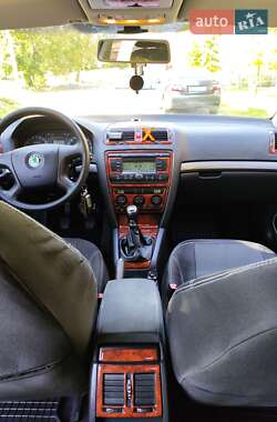 Лифтбек Skoda Octavia 2008 в 