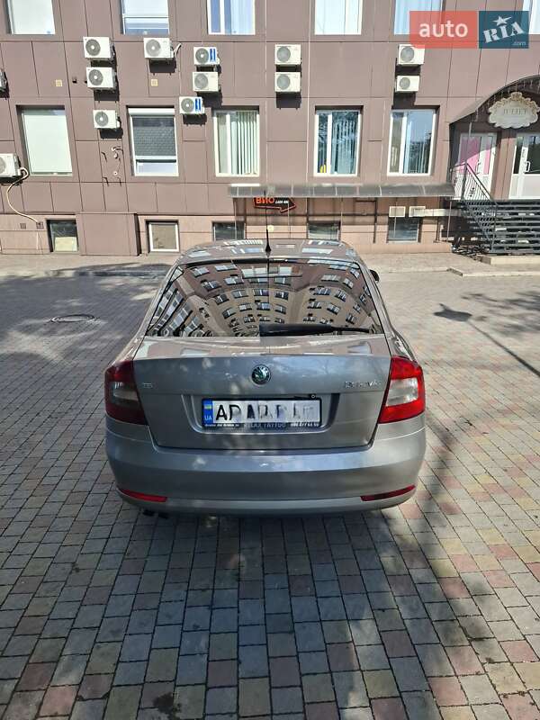 Ліфтбек Skoda Octavia 2010 в Запоріжжі