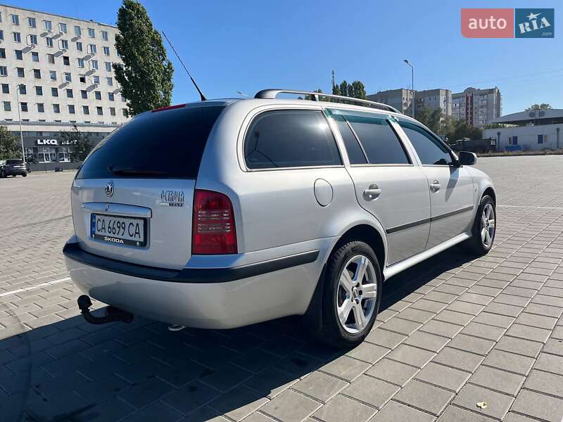 Универсал Skoda Octavia 2007 в Черкассах
