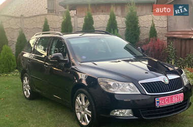 Універсал Skoda Octavia 2010 в Луцьку