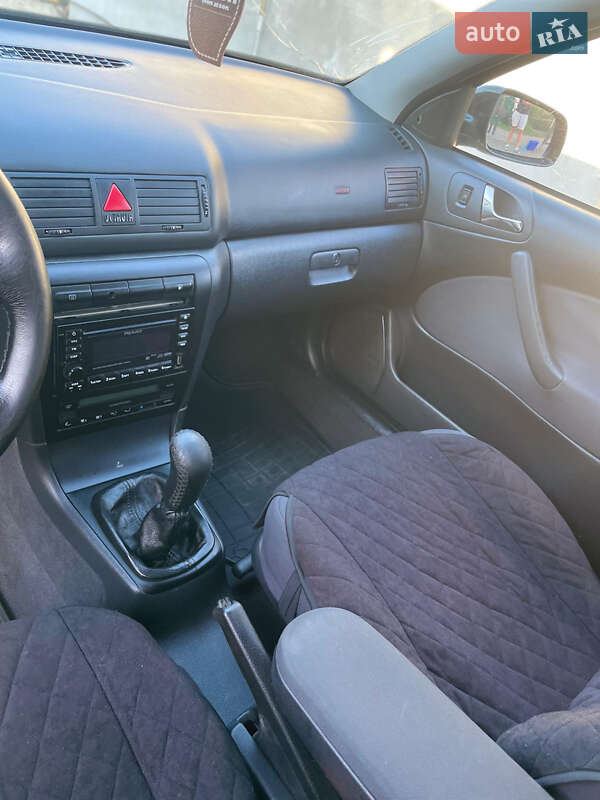 Лифтбек Skoda Octavia 2003 в Борисполе