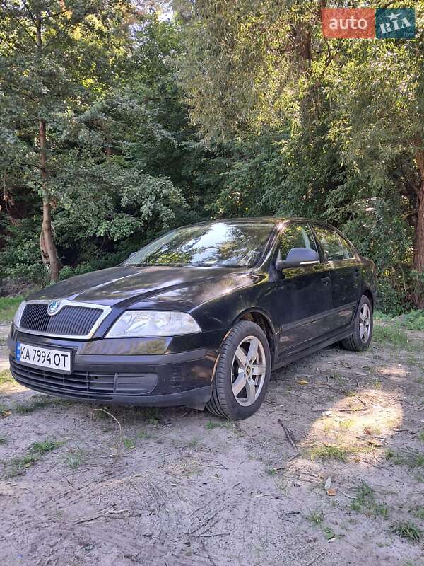 Лифтбек Skoda Octavia 2011 в Вышгороде
