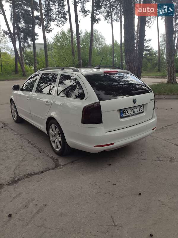 Универсал Skoda Octavia 2011 в Нетешине