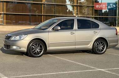 Лифтбек Skoda Octavia 2011 в Киеве