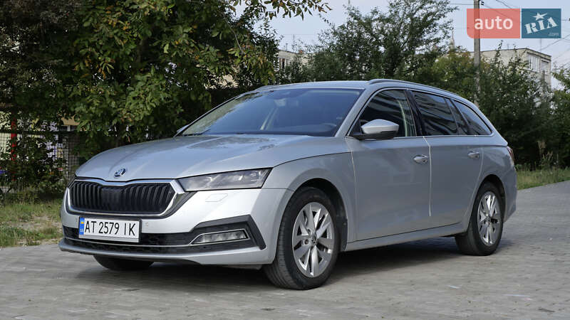 Универсал Skoda Octavia 2020 в Львове