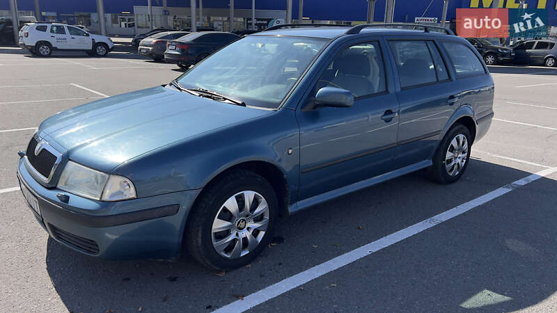 Универсал Skoda Octavia 2003 в Виннице