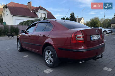 Лифтбек Skoda Octavia 2008 в 