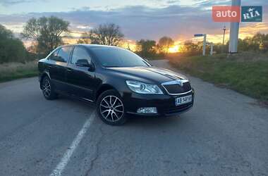 Лифтбек Skoda Octavia 2012 в 