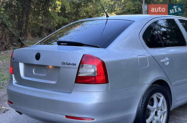 Лифтбек Skoda Octavia 2010 в 