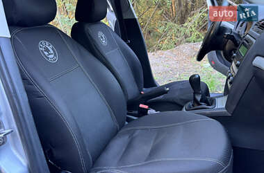Лифтбек Skoda Octavia 2010 в 
