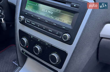 Лифтбек Skoda Octavia 2010 в 