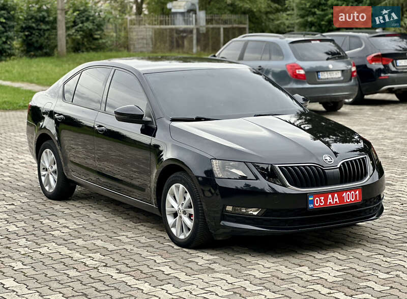 Лифтбек Skoda Octavia 2019 в Луцке