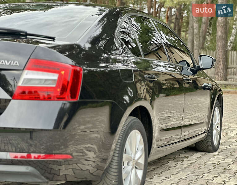 Лифтбек Skoda Octavia 2019 в Луцке