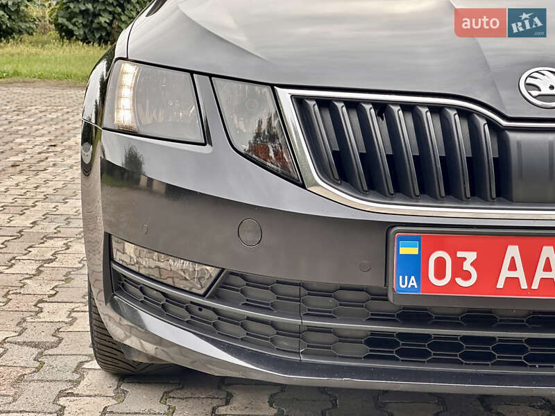 Лифтбек Skoda Octavia 2019 в Луцке