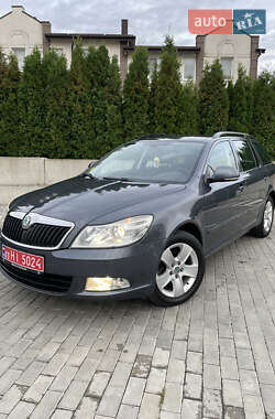 Универсал Skoda Octavia 2012 в Ровно
