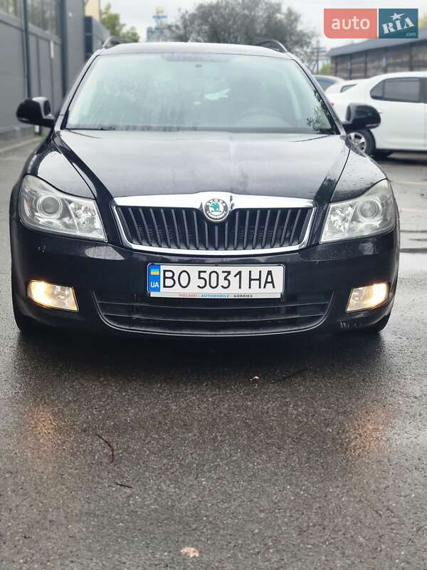 Универсал Skoda Octavia 2011 в Збараже