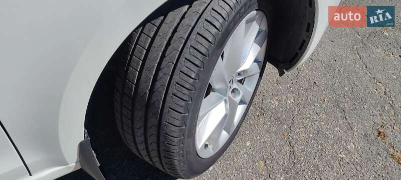 Ліфтбек Skoda Octavia 2018 в Лозовій