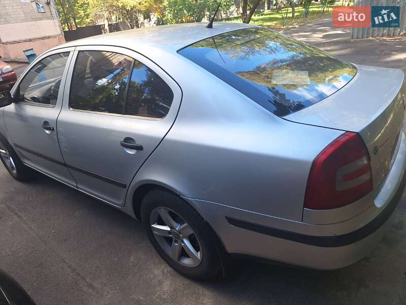 Лифтбек Skoda Octavia 2008 в Киеве