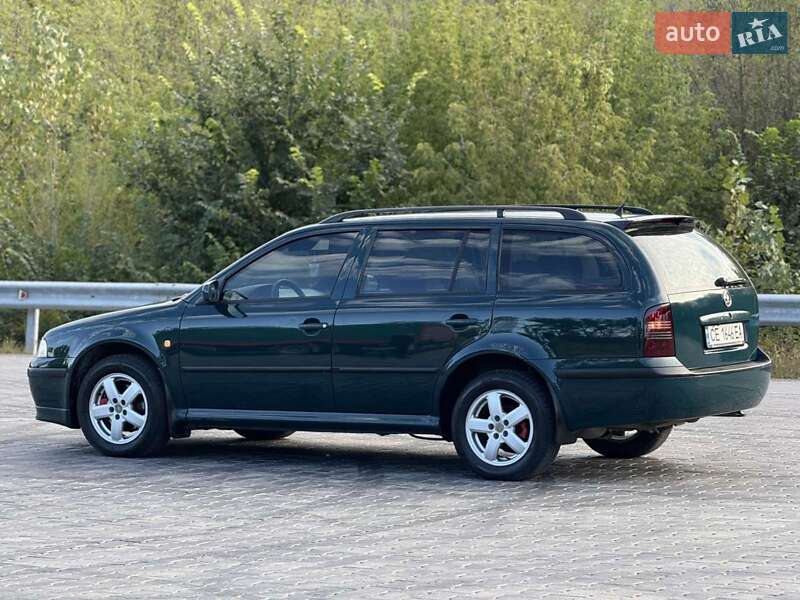 Універсал Skoda Octavia 2001 в Чернівцях