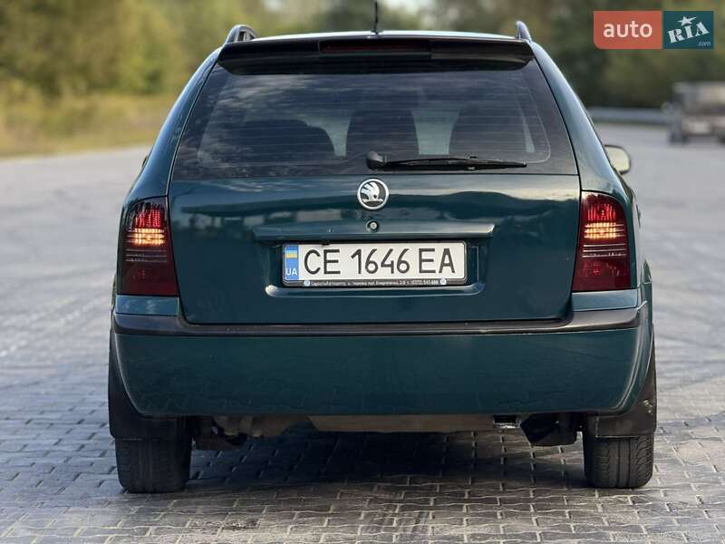 Універсал Skoda Octavia 2001 в Чернівцях