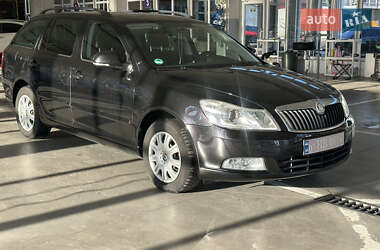 Універсал Skoda Octavia 2010 в 