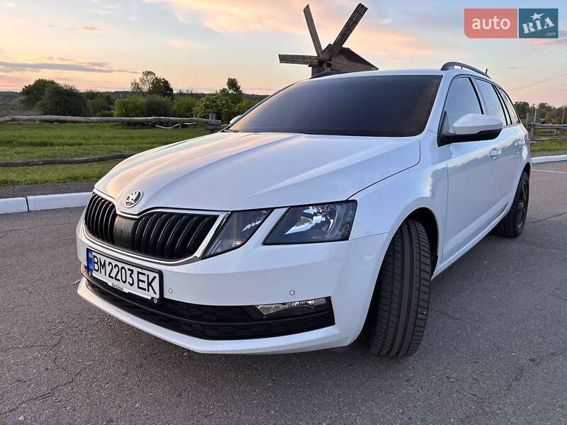 Універсал Skoda Octavia 2018 в Ромнах