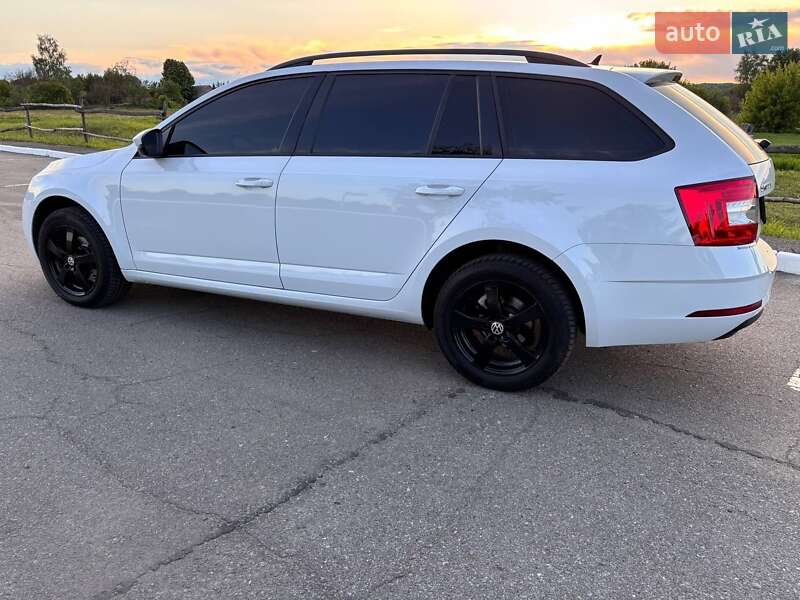 Універсал Skoda Octavia 2018 в Ромнах