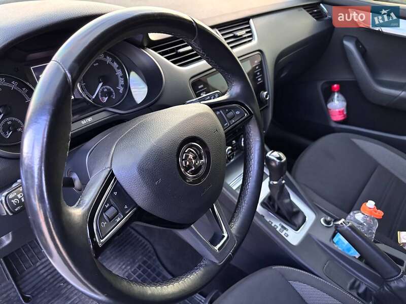 Універсал Skoda Octavia 2018 в Ромнах
