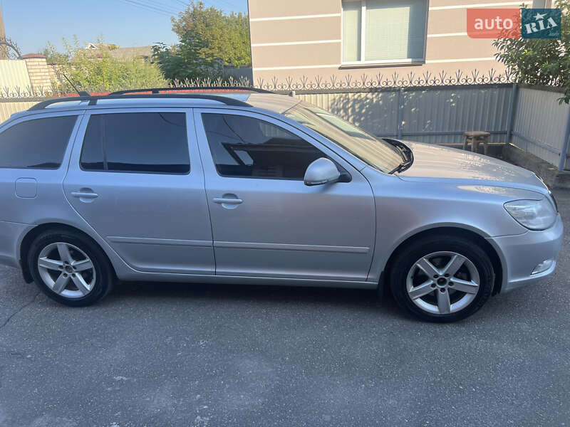 Універсал Skoda Octavia 2012 в Вінниці